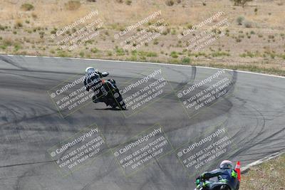 media/Apr-20-2025-AHRMA (Sun) [[393a79c373]]/Race/Group 3/Turn 4b/